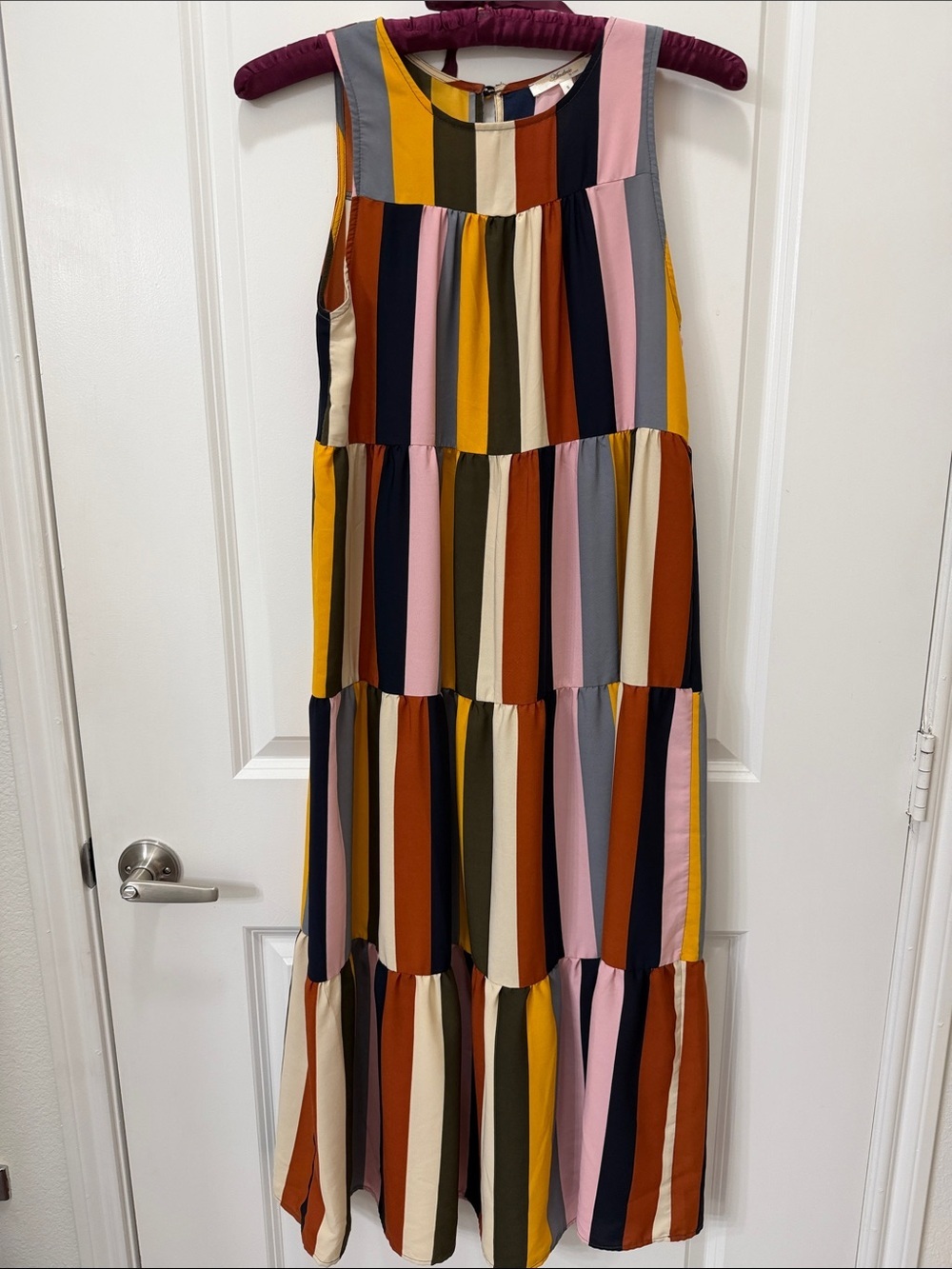 ANDREE BY UNIT Sleeveless Tiered Maxi Dress in Pink, Mustard & Navy